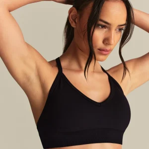 Define 2.0 Seamless Halter Neck Bra | Black
