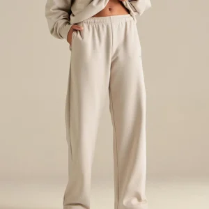 01_SeasonOfStrength_Ebony_1307_look.jpgv1762957396 Comfort Cozy Straight Leg Joggers | Stone