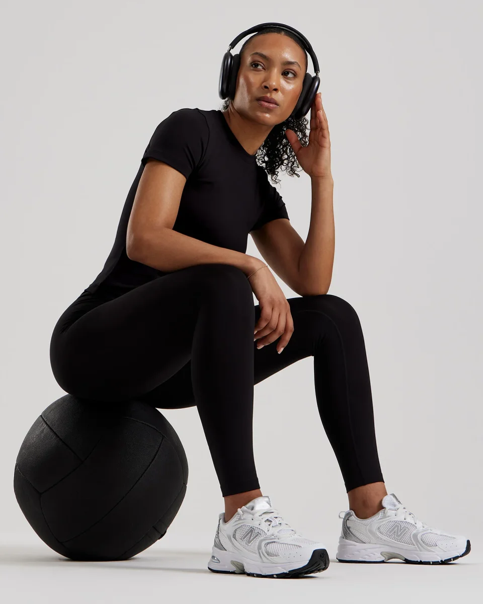 Essential Leggings | Black – Image 2