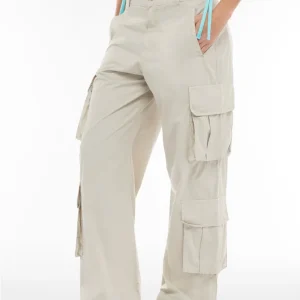 Pantaloni cargo baggy fit in popeline con quattro tasconi