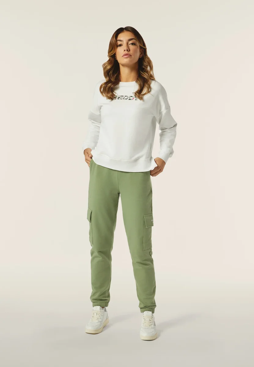 Felpa donna con cappuccio comfort fit con logo maculato – Image 2