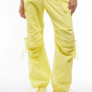 Pantaloni cargo da donna in tessuto popeline tinto capo