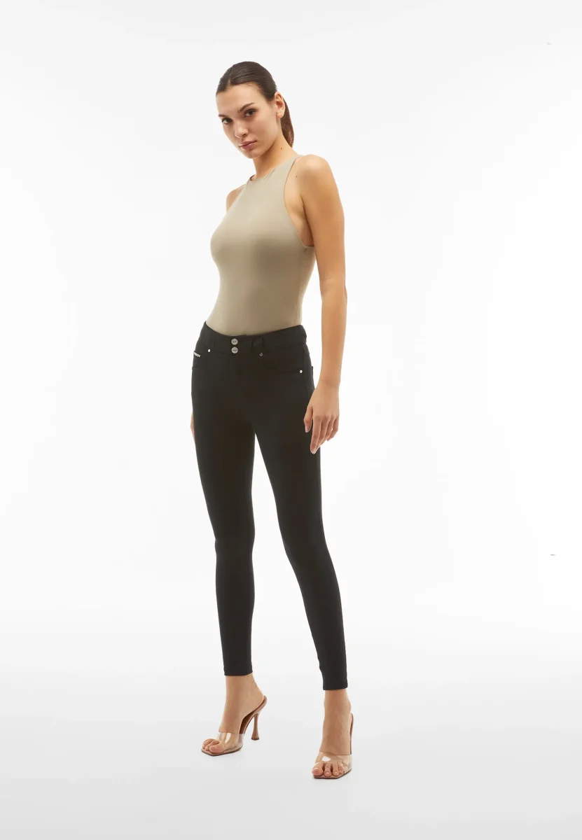 Pantaloni N.O.W.® skinny vita media tessuto traspirante – Image 4