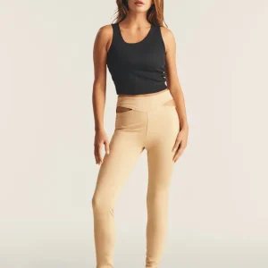 Pantaloni N.O.W. traspiranti vita alta e dettagli cut out