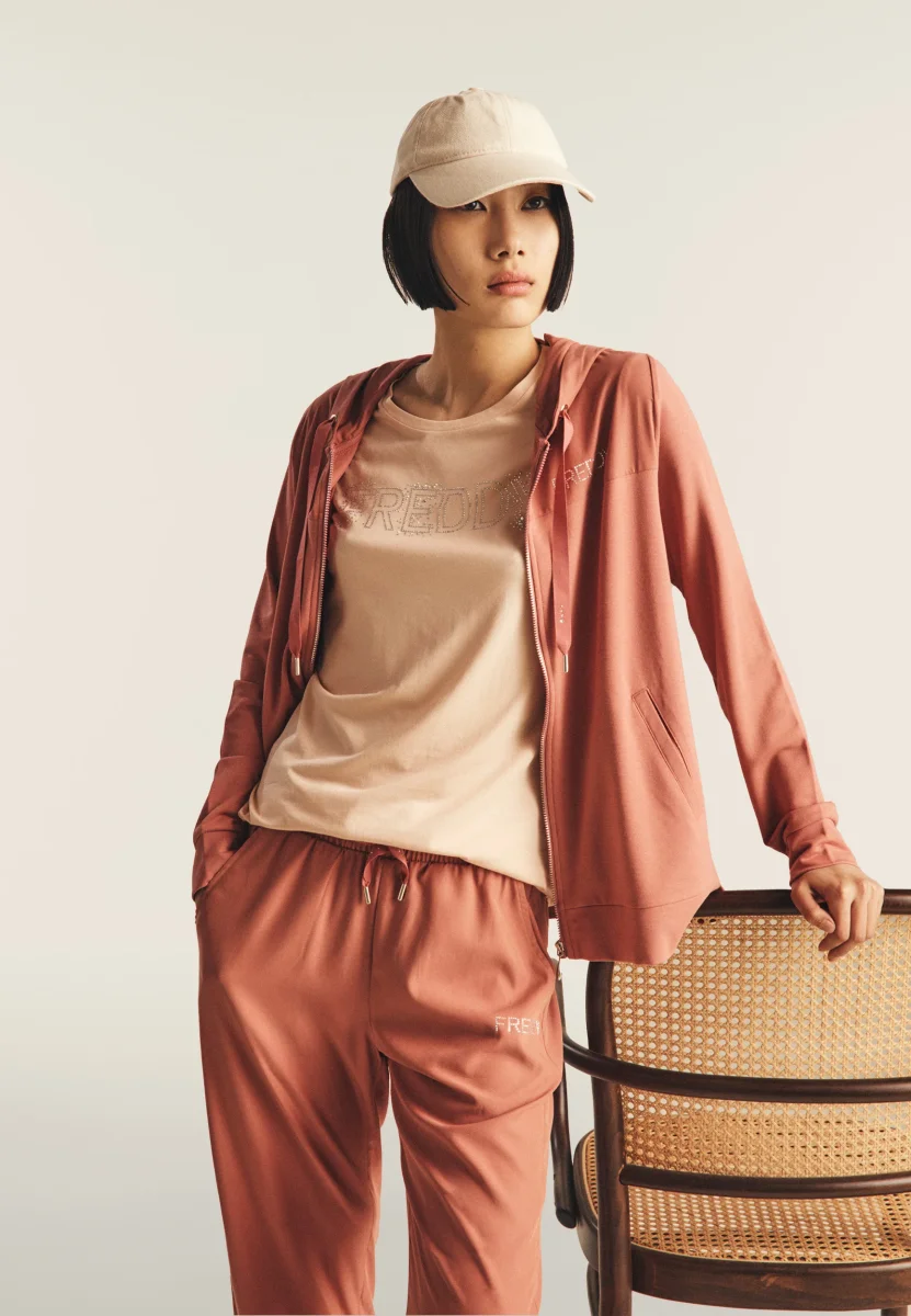 T-Shirt in jersey modal con Logo Strass – Image 4