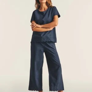 Pantaloni wide leg in cotone navetta con ricami Sangallo