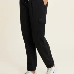 Pantaloni cargo in popeline con ricami Sangallo sulle tasche