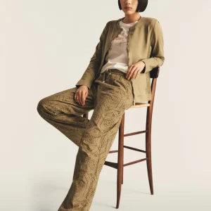 Pantaloni in mussola doppiati in cotone ricamato Sangallo