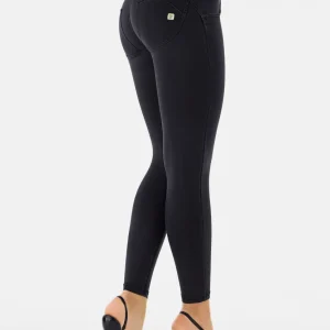 Pantaloni push up WR.UP® superskinny vita media effetto denim