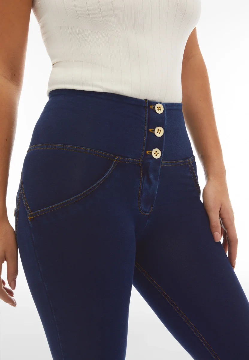 Jeggings push up WR.UP® 7/8 superskinny vita alta con bottoni – Image 4
