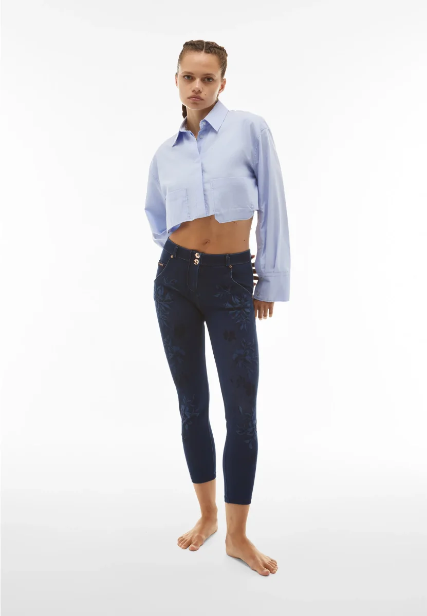 Jeans WR.UP® vita regular 7/8 con decoro floreale – Image 2